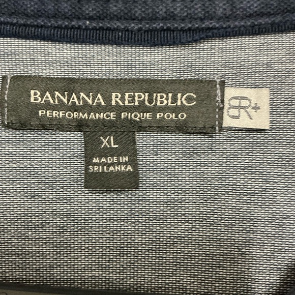 Banana Republic Men’s Gray Polo Shirt Classic Design - Picture 2 of 3